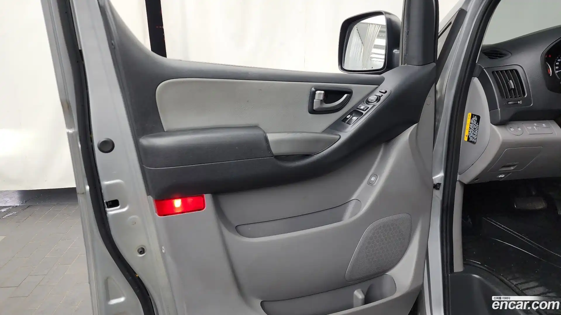 Starex Hyundai 2020.8-INNER-034