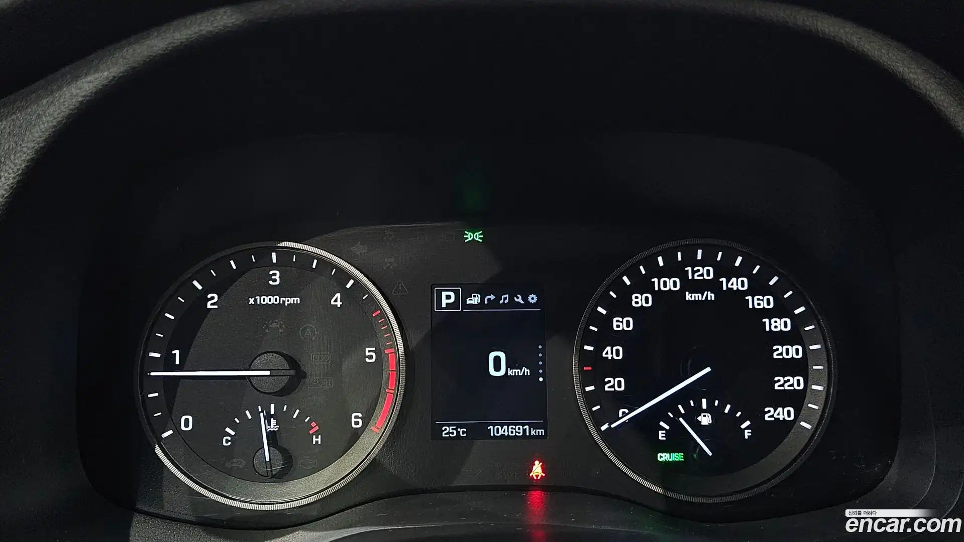 Tucson Hyundai 2016.5-INNER-008