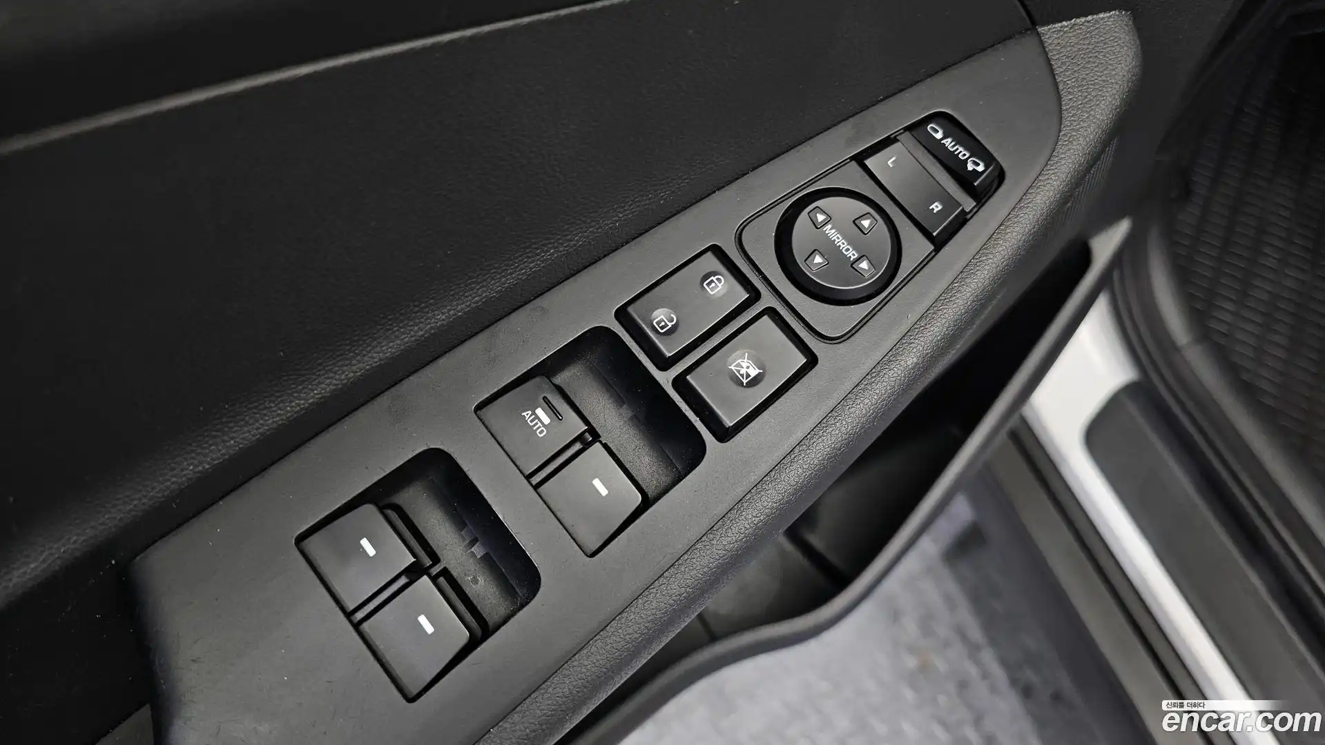 Tucson Hyundai 2016.5-OPTION-041