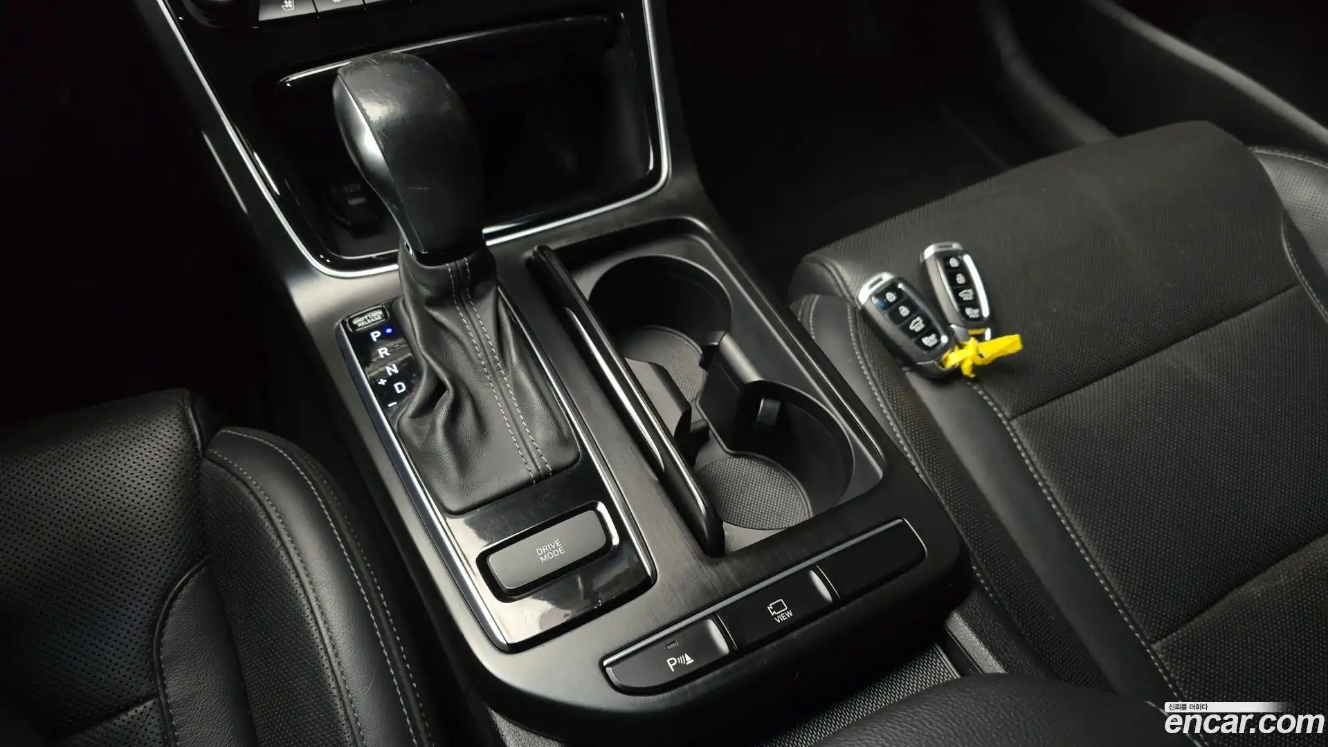 Grandeur Hyundai 2018.5-INNER-009