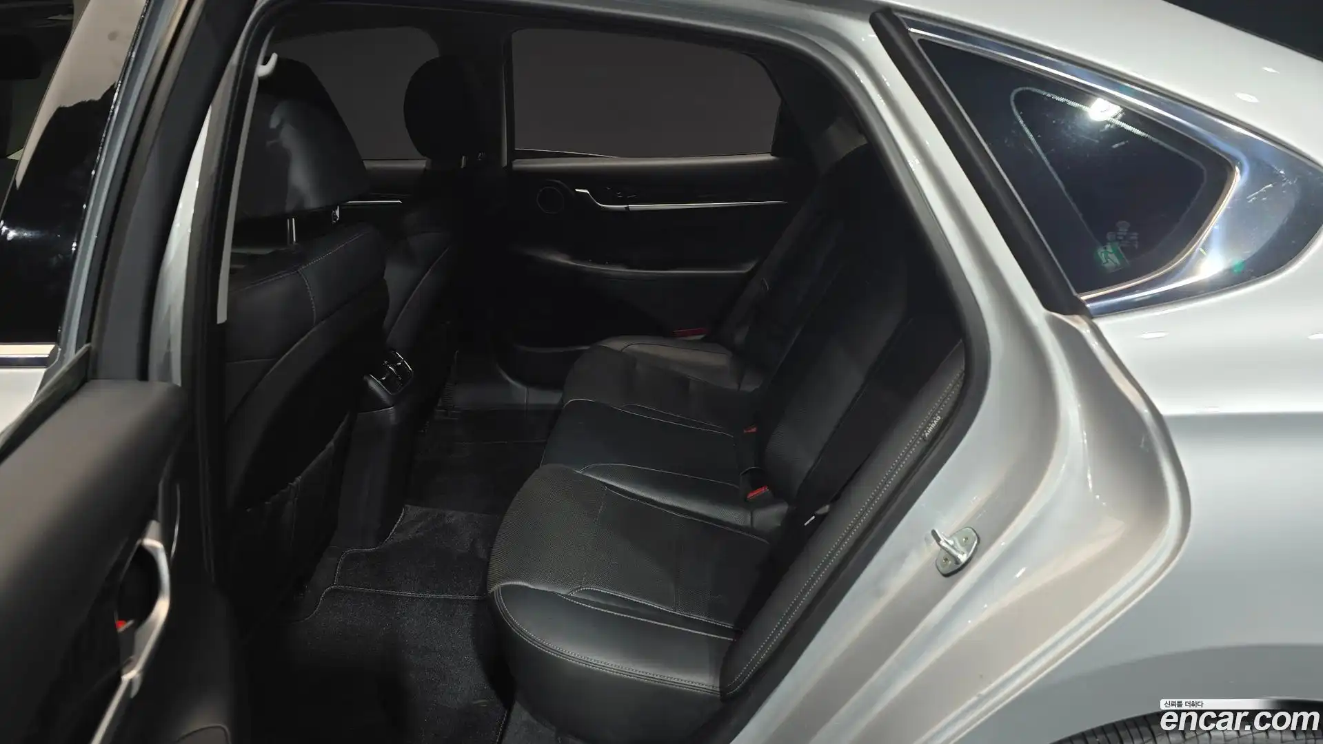 Grandeur Hyundai 2018.5-OPTION-015