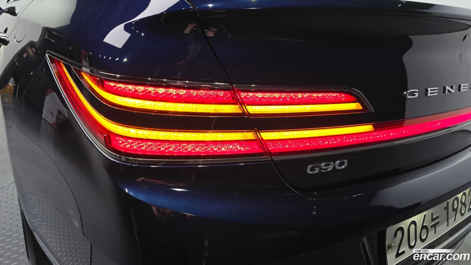 G90 Genesis 2019.0-OUTER-033