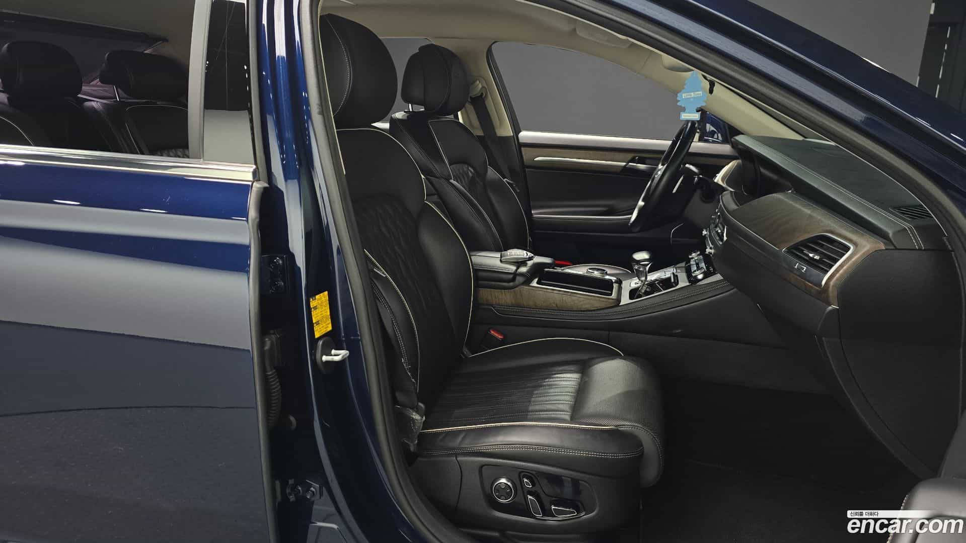 G90 Genesis 2019.0-INNER-036