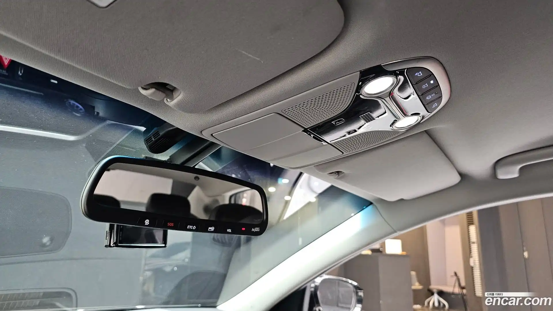 Grandeur Hyundai 2018.5-OPTION-022