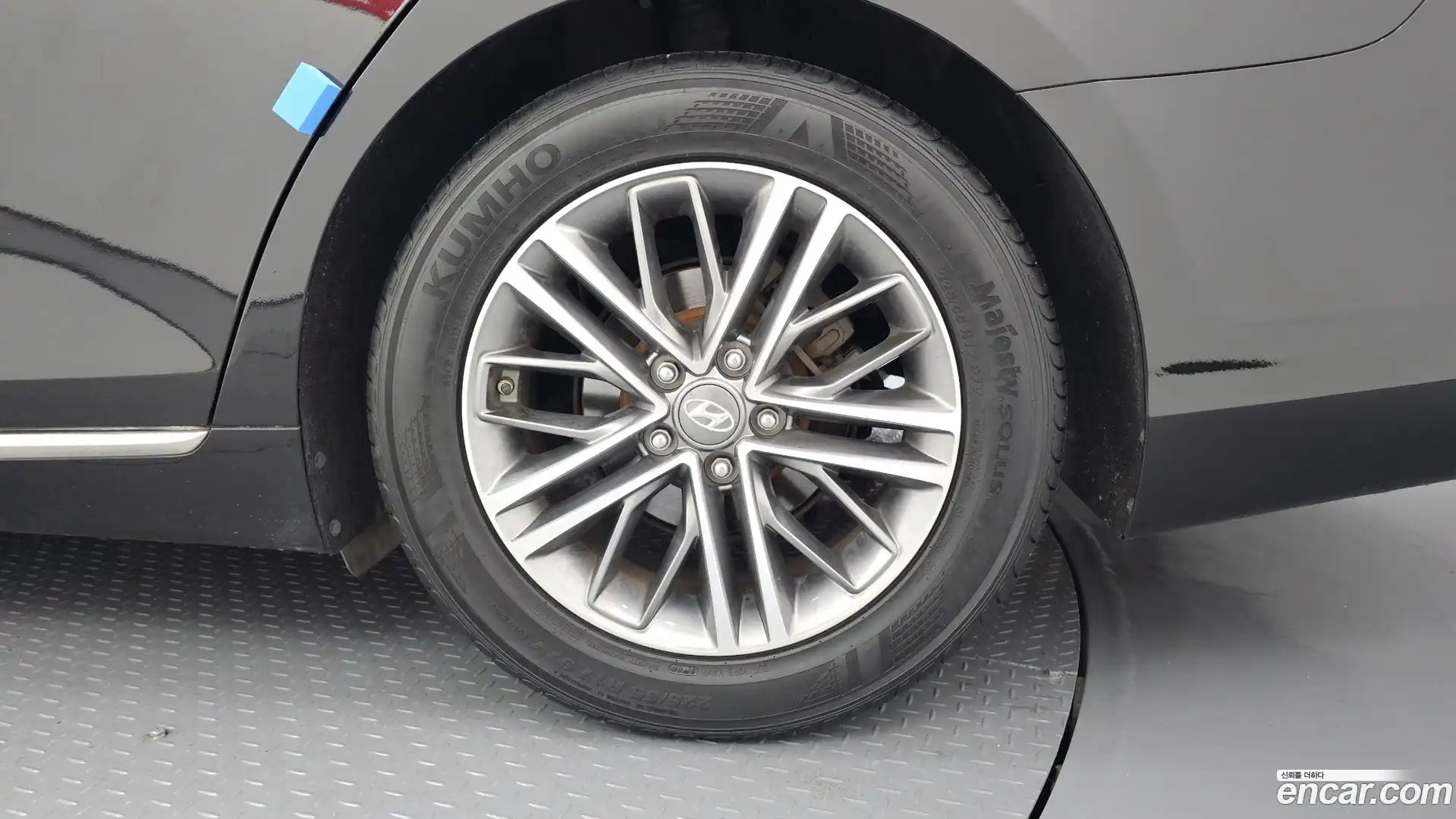 Grandeur Hyundai 2018.5-OUTER-031