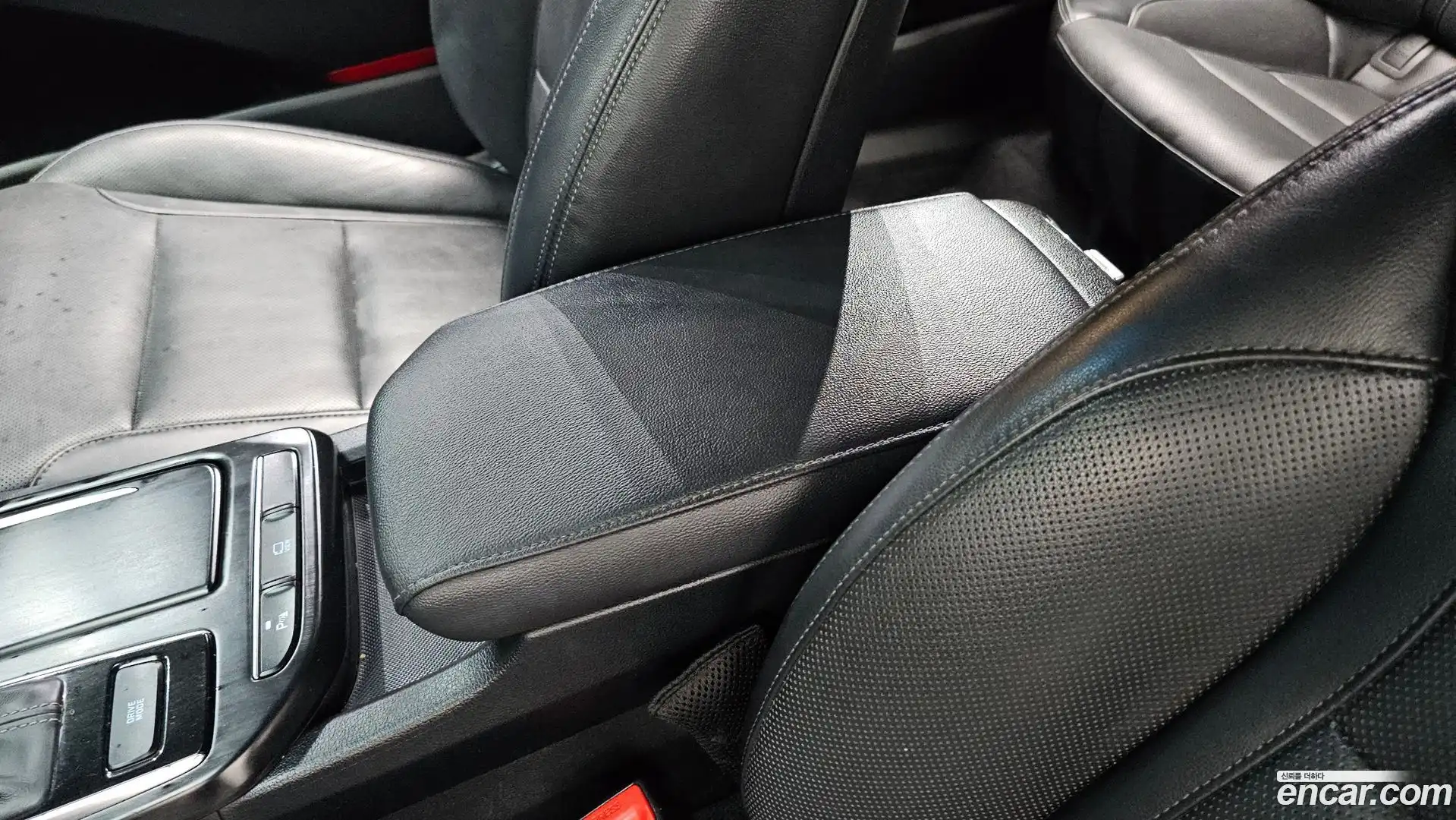 Grandeur Hyundai 2018.5-OPTION-040