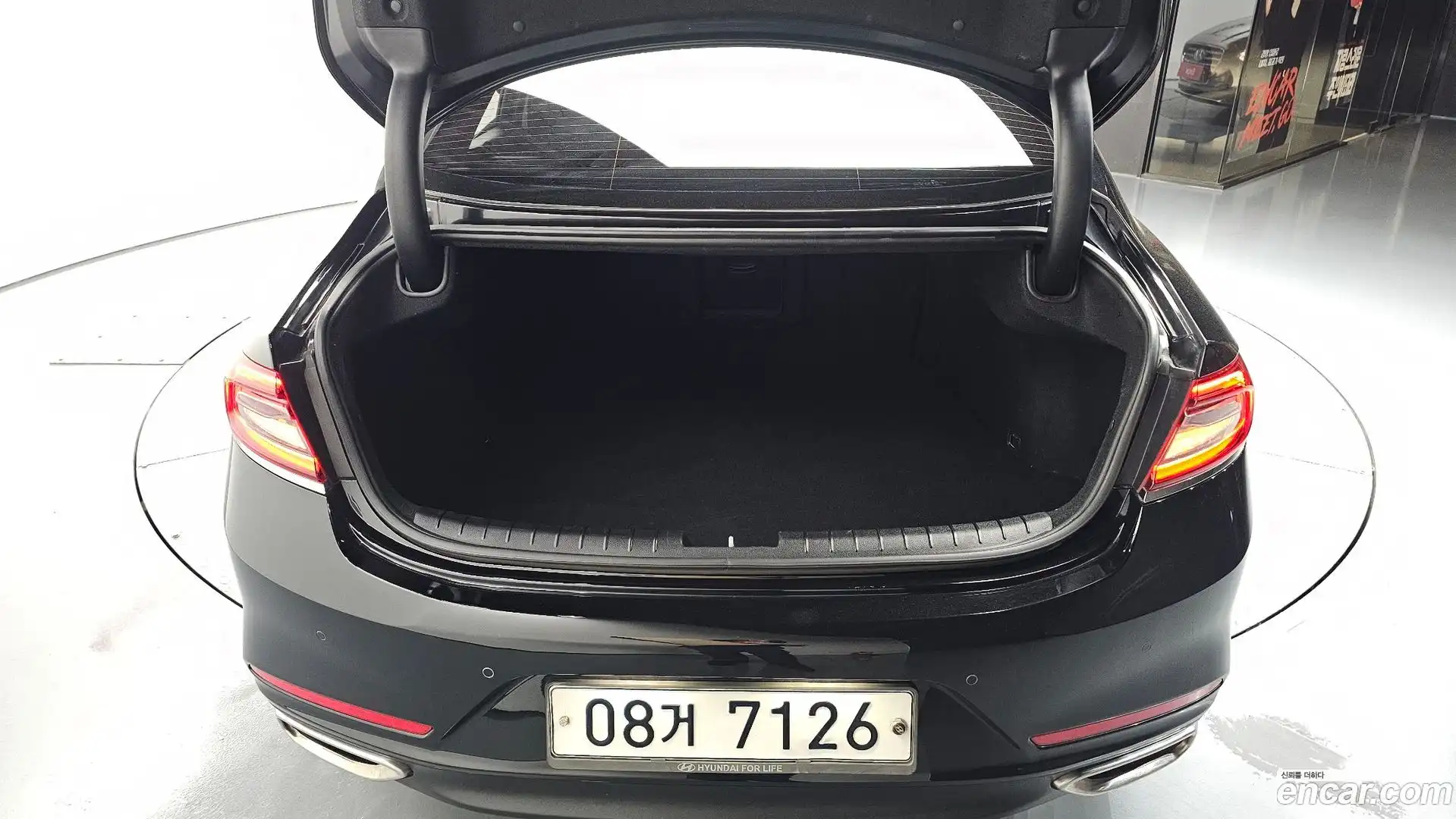 Grandeur Hyundai 2018.5-OPTION-041