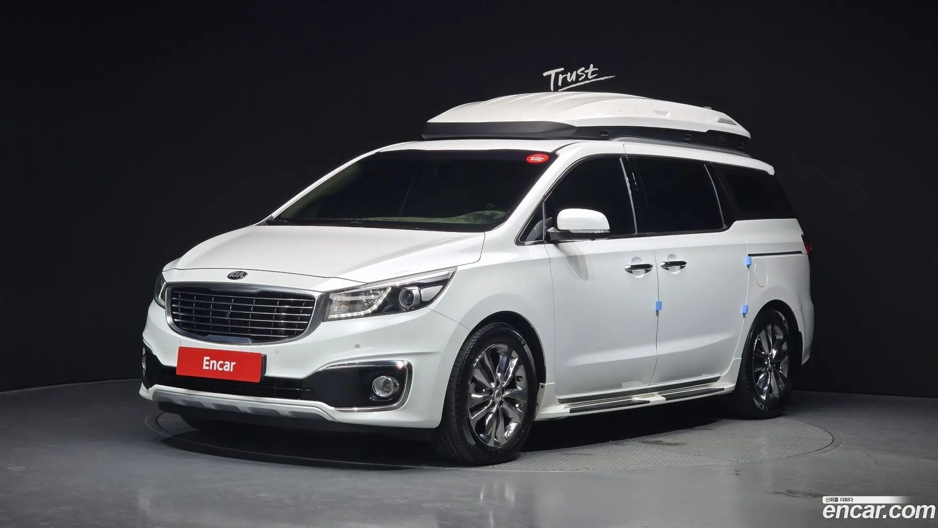 Main__Slider__Photo:Canival Kia 2018.0-0