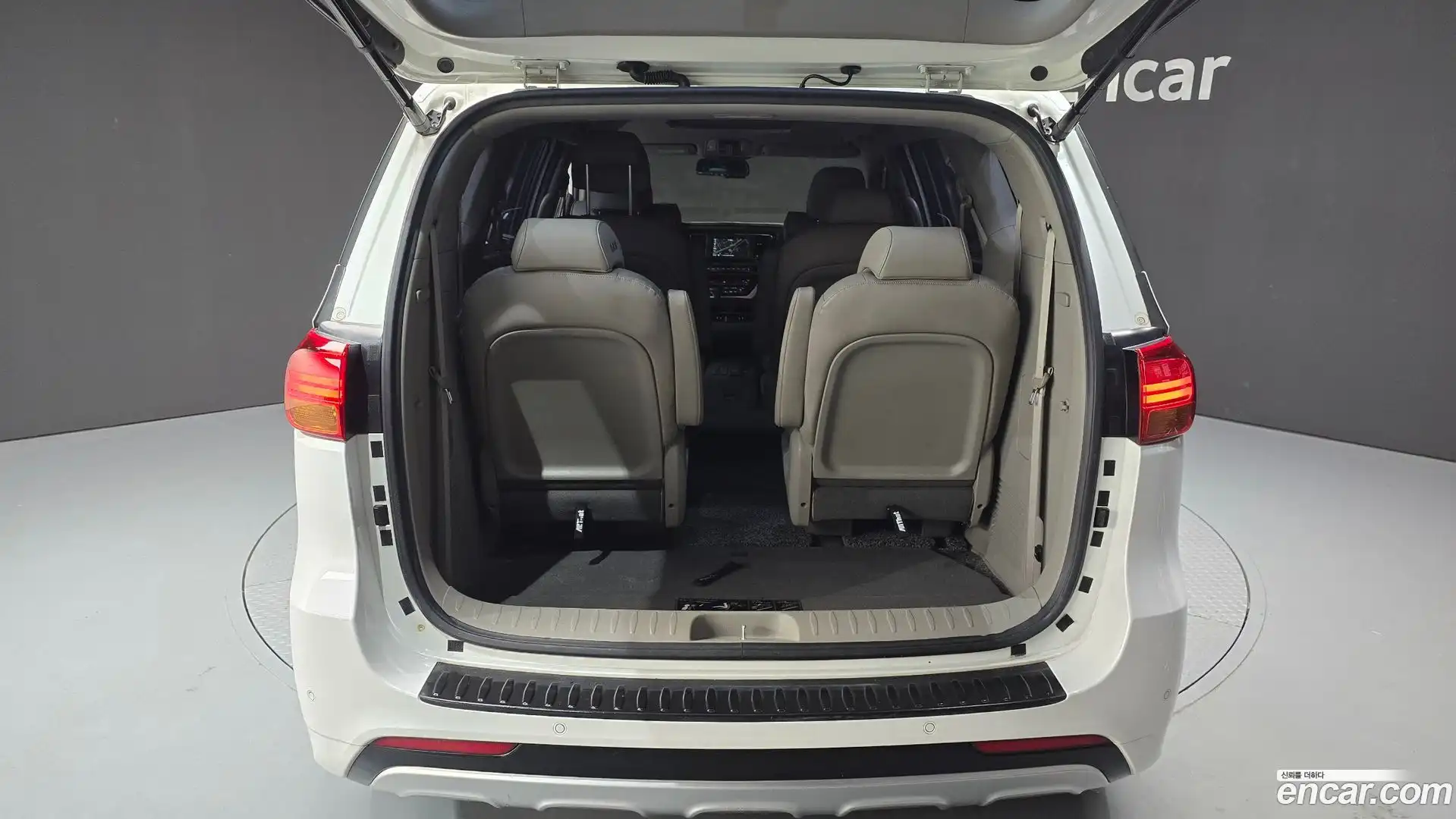 Canival Kia 2018.0-OPTION-041