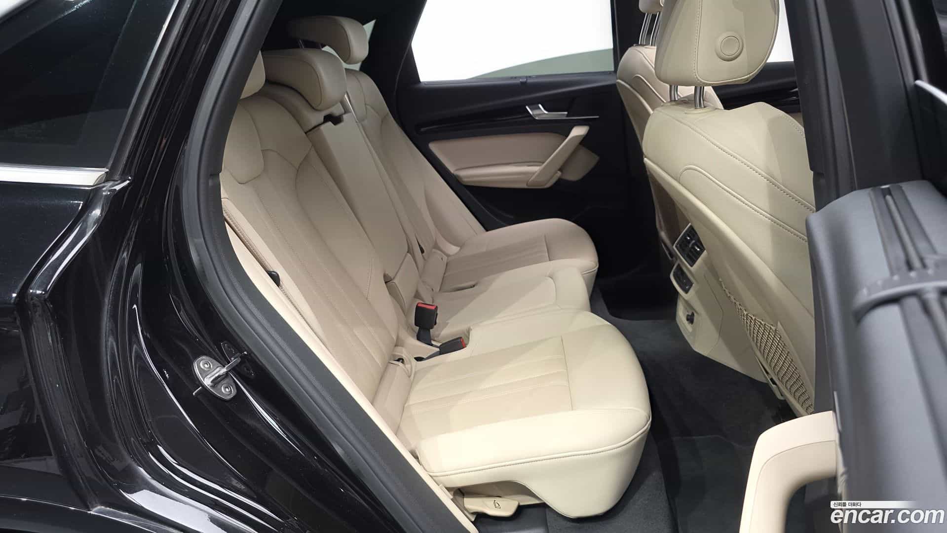 Q5 Audi 2024.9-OPTION-016