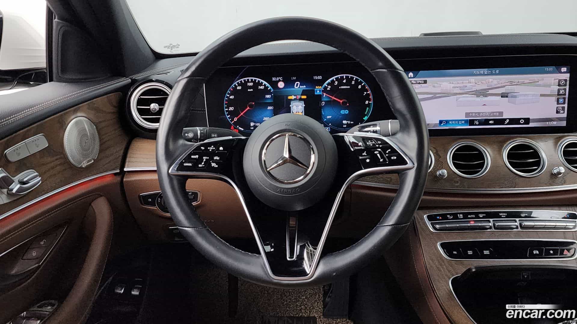 E-Class Mercedes-Benz 2023.5-OPTION-017