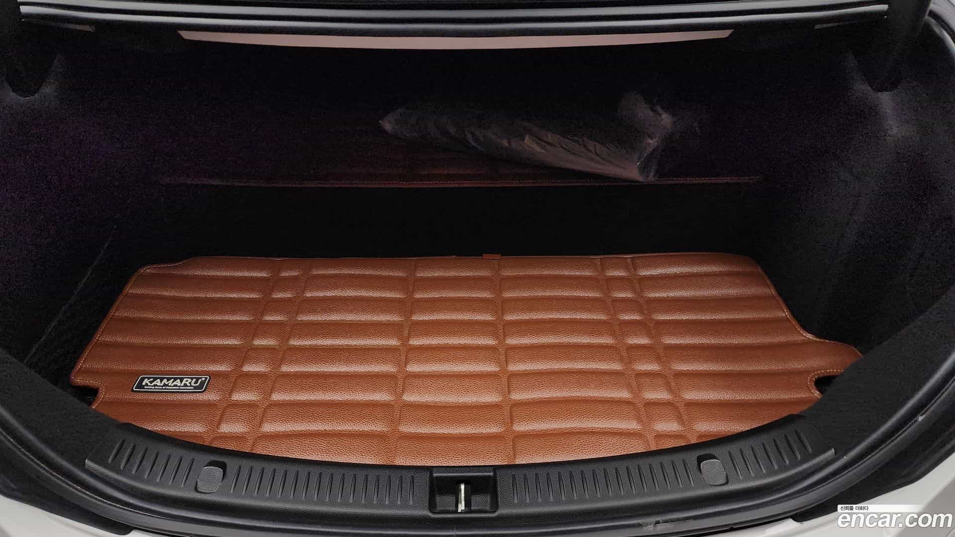 E-Class Mercedes-Benz 2023.5-OPTION-024