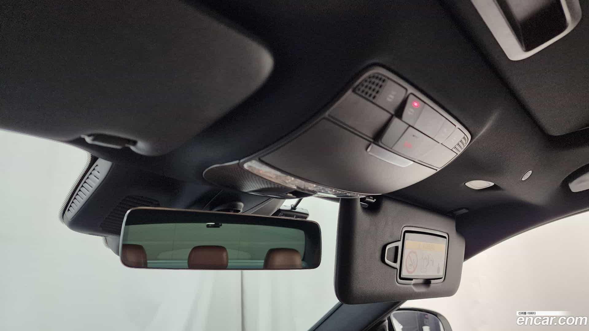 E-Class Mercedes-Benz 2023.5-OPTION-043
