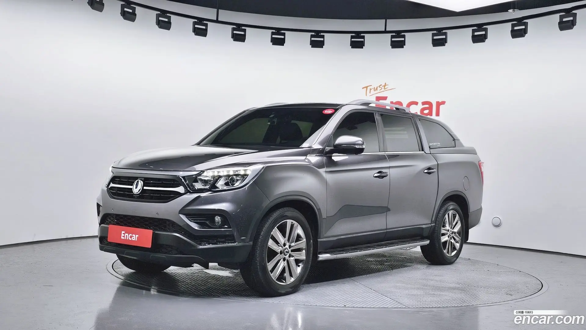 Main__Slider__Photo:Rexton KG Mobility 2019.0-0