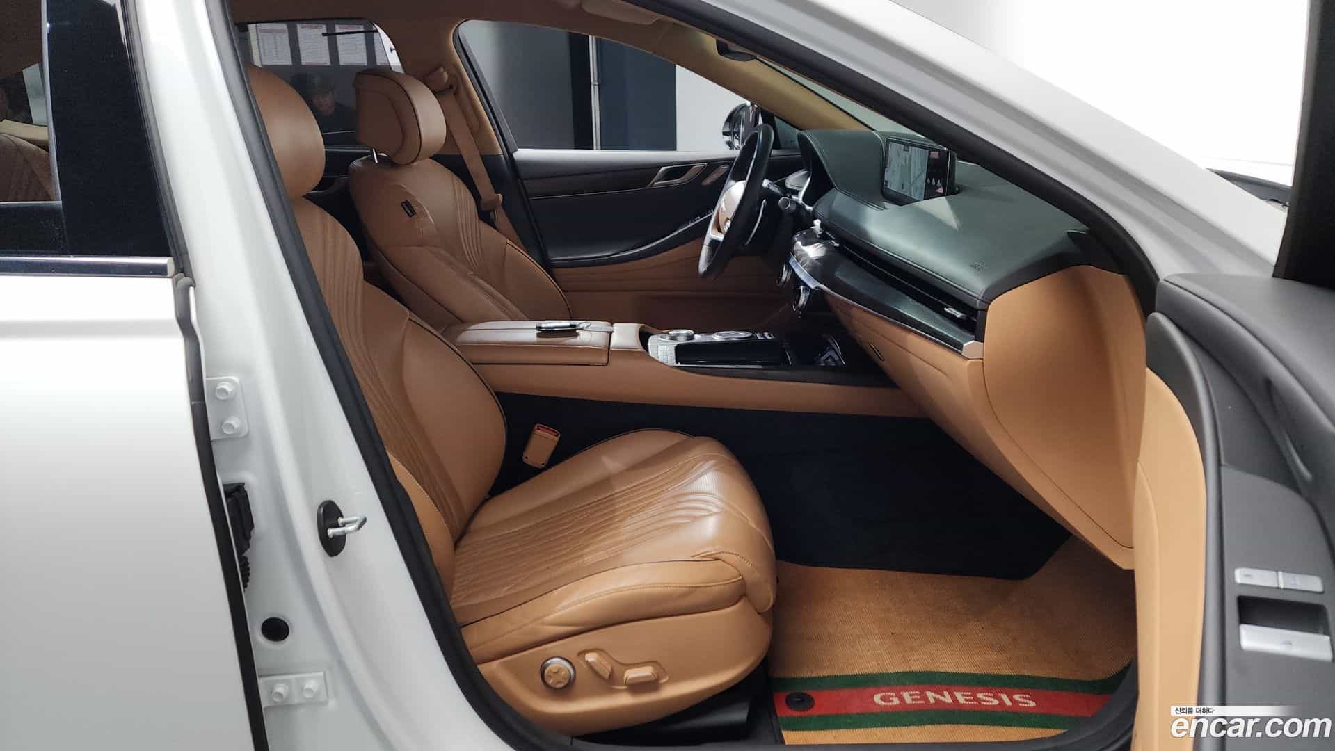 G80 Genesis 2020.8-INNER-036