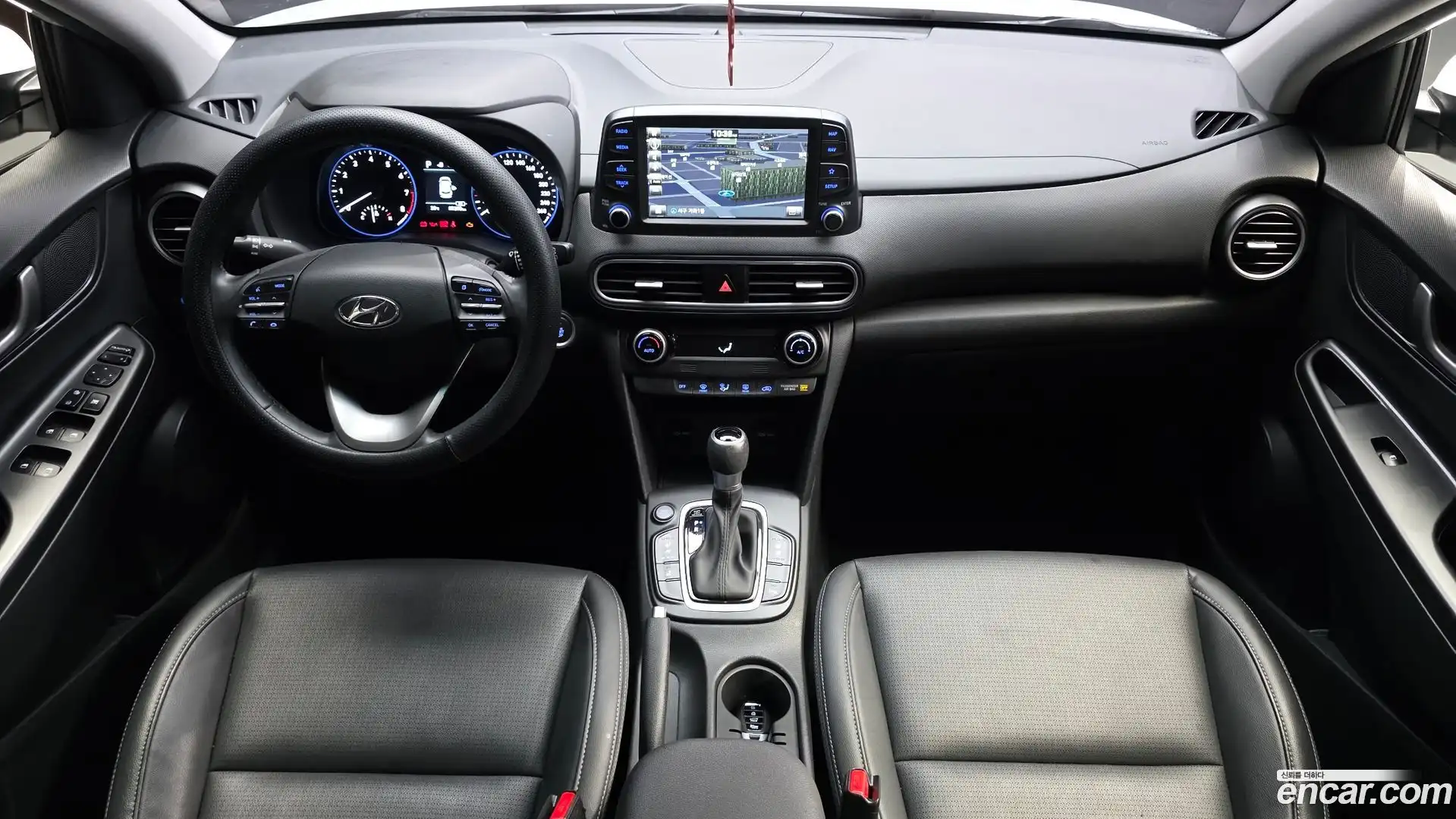 Kona Hyundai 2018.9-INNER-007