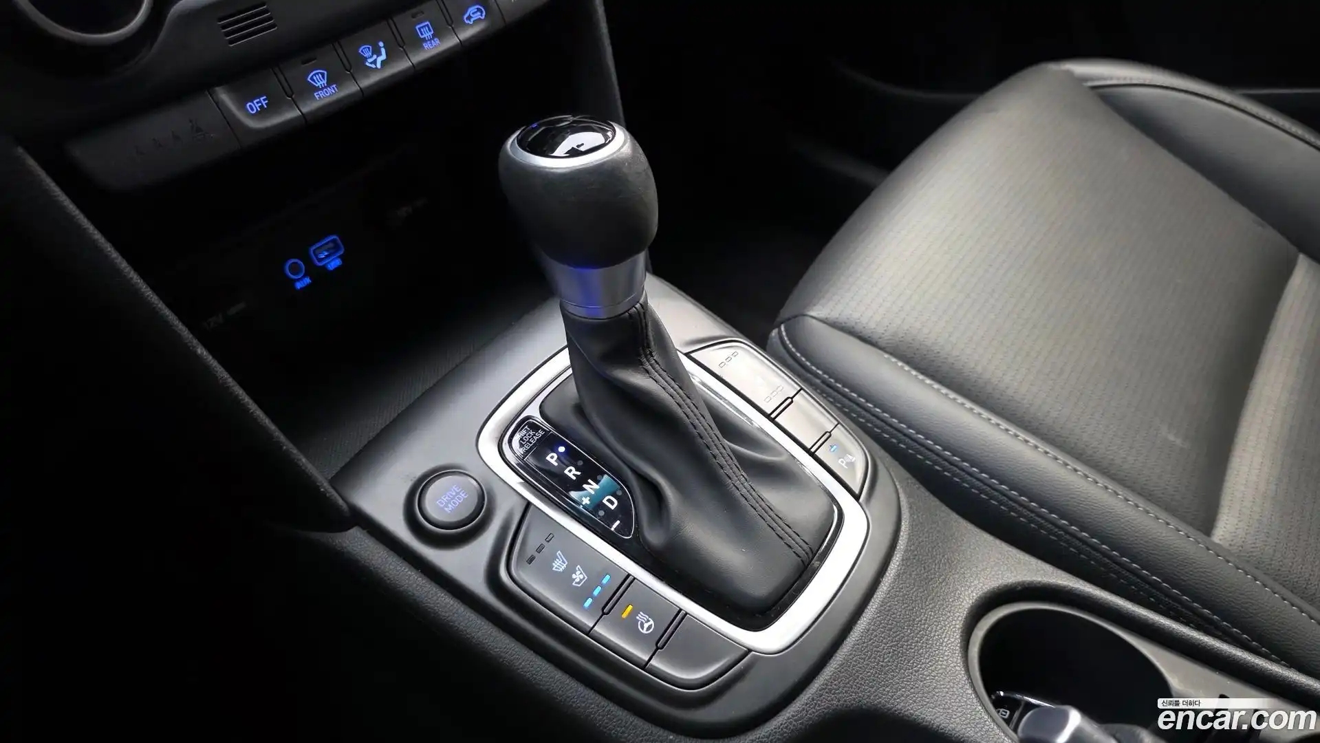Kona Hyundai 2018.9-INNER-009