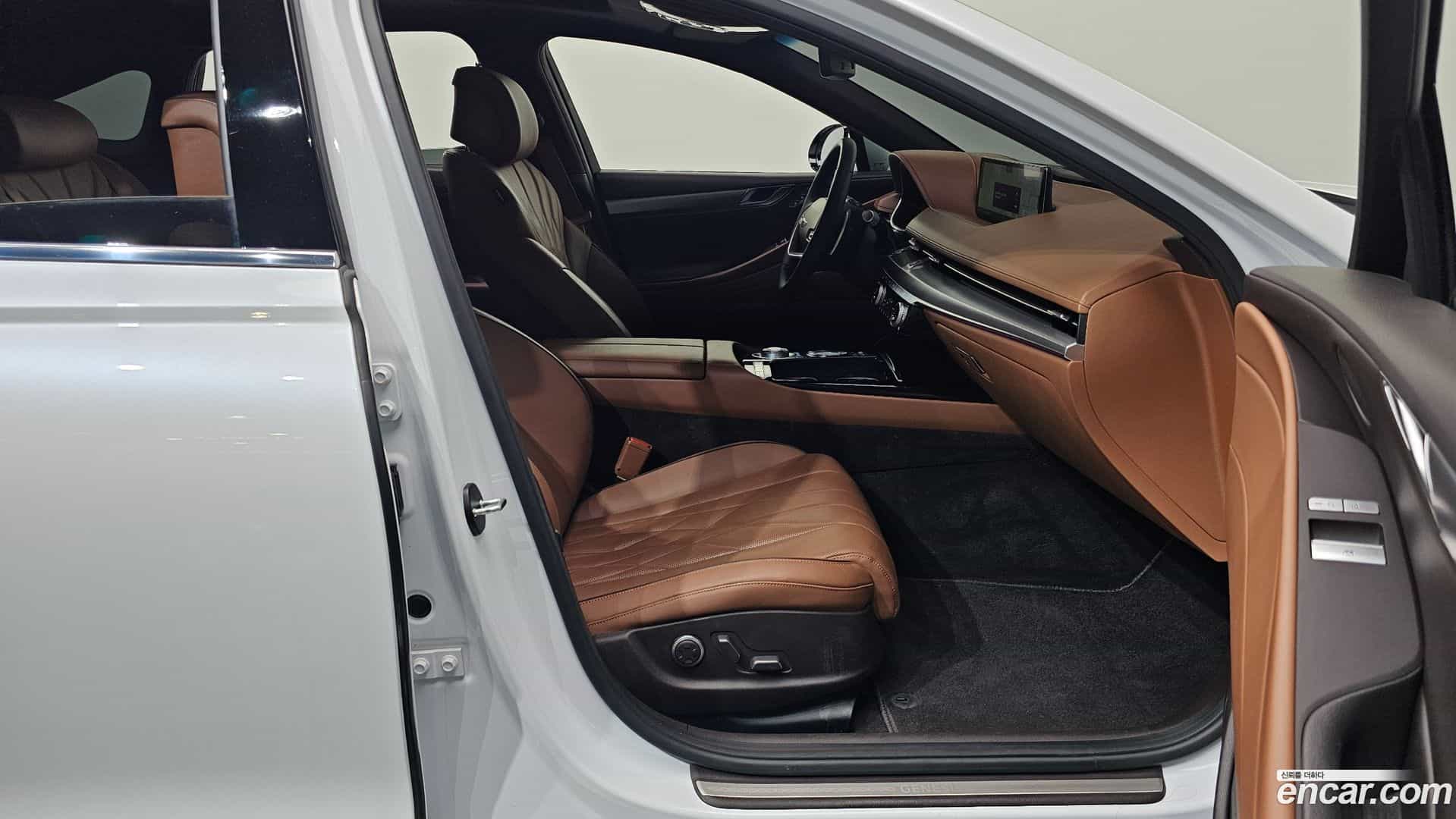 G80 Genesis 2022.5-INNER-036