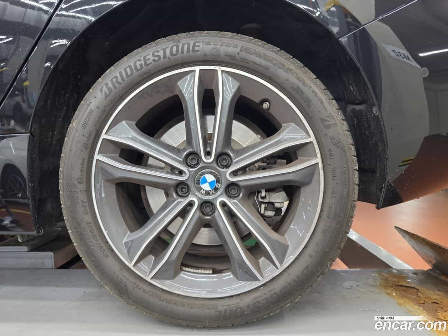1-Series BMW 2024.6-OUTER-005