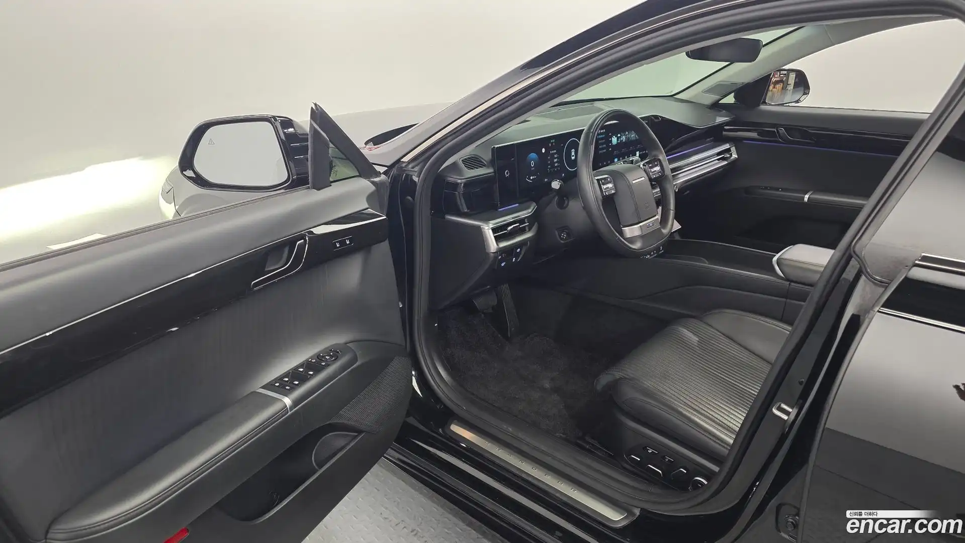Grandeur Hyundai 2023.4-INNER-010