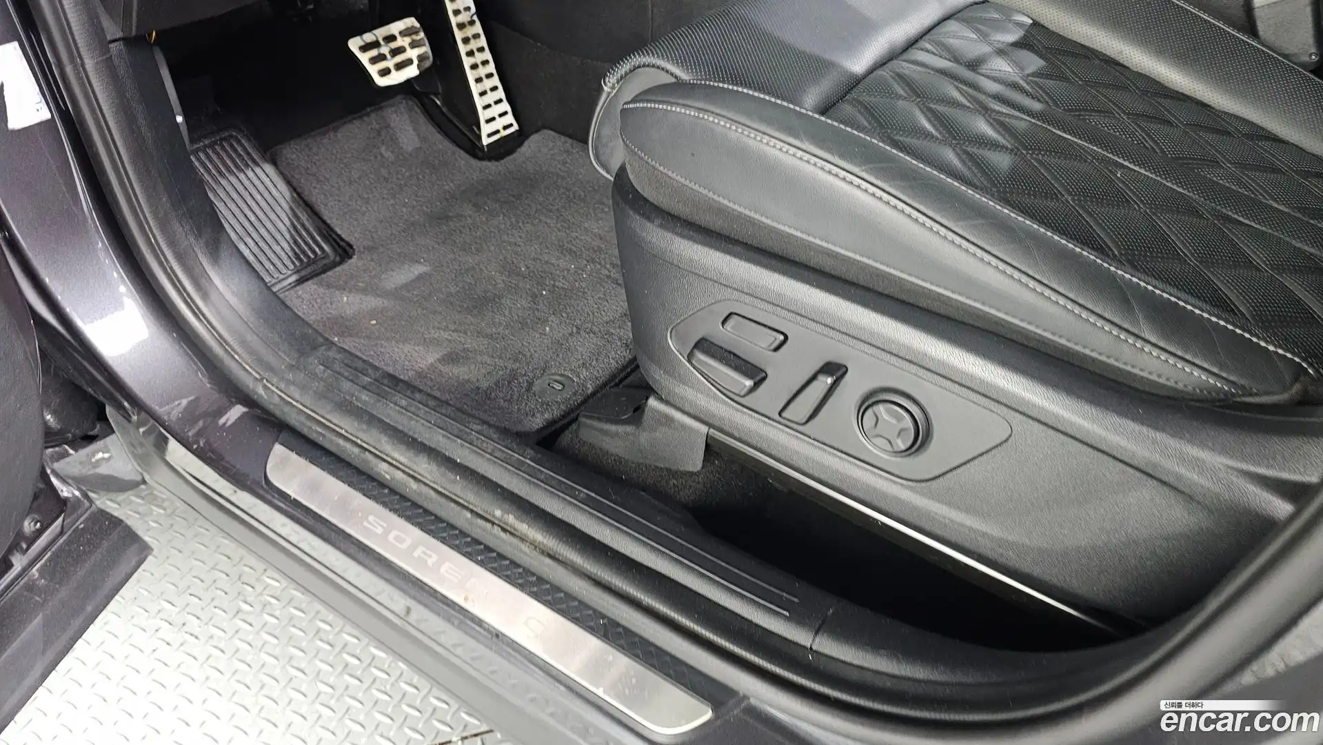 Sorento Kia 2021.5-OPTION-043