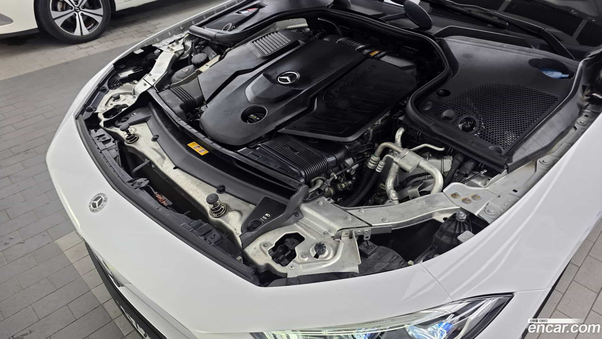 CLS-Class Mercedes-Benz 2019.7-OUTER-006