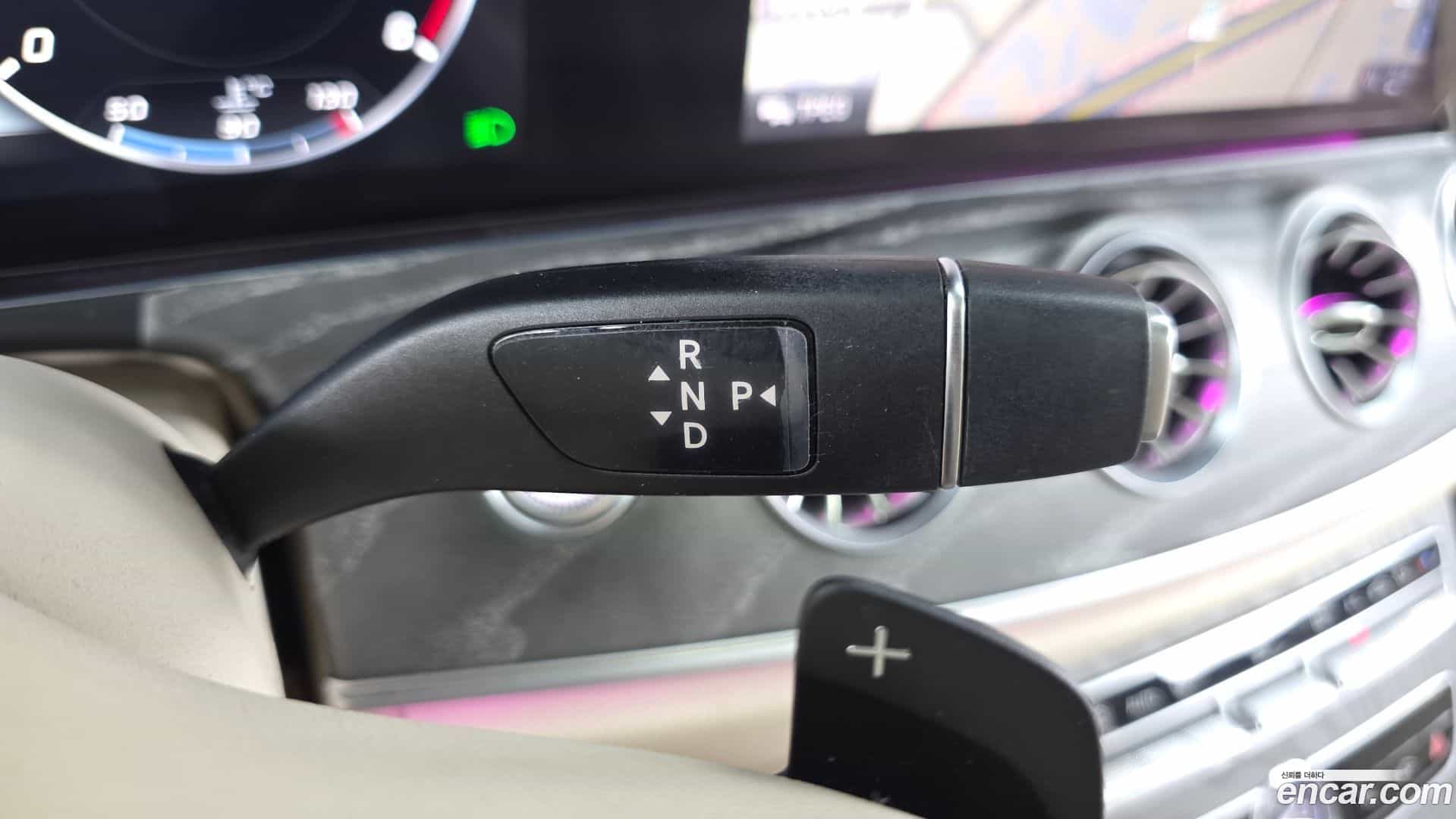 CLS-Class Mercedes-Benz 2019.7-INNER-009