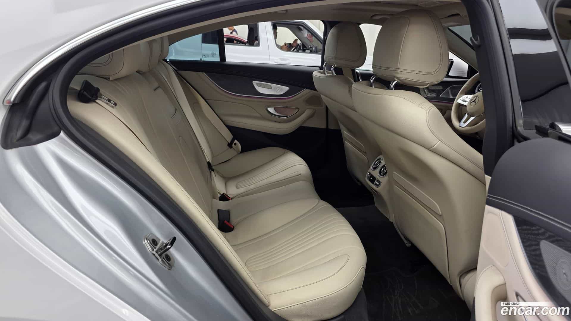 CLS-Class Mercedes-Benz 2019.7-OPTION-016