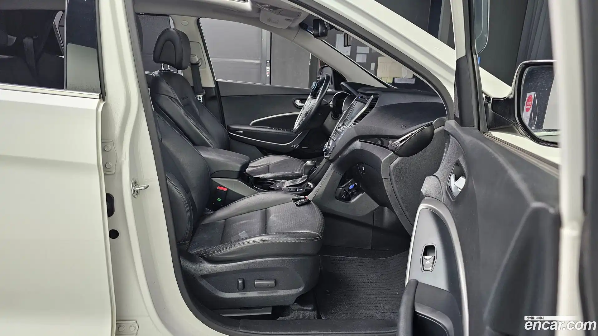 Santafe Hyundai 2014.2-OPTION-016