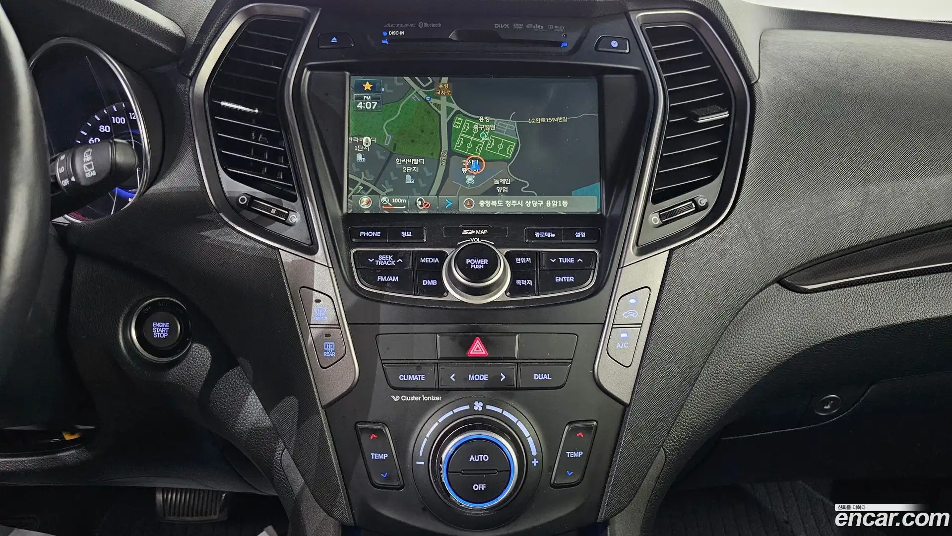 Santafe Hyundai 2014.2-OPTION-022