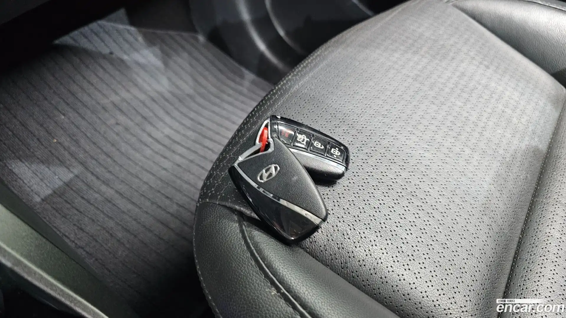 Santafe Hyundai 2014.2-OPTION-024