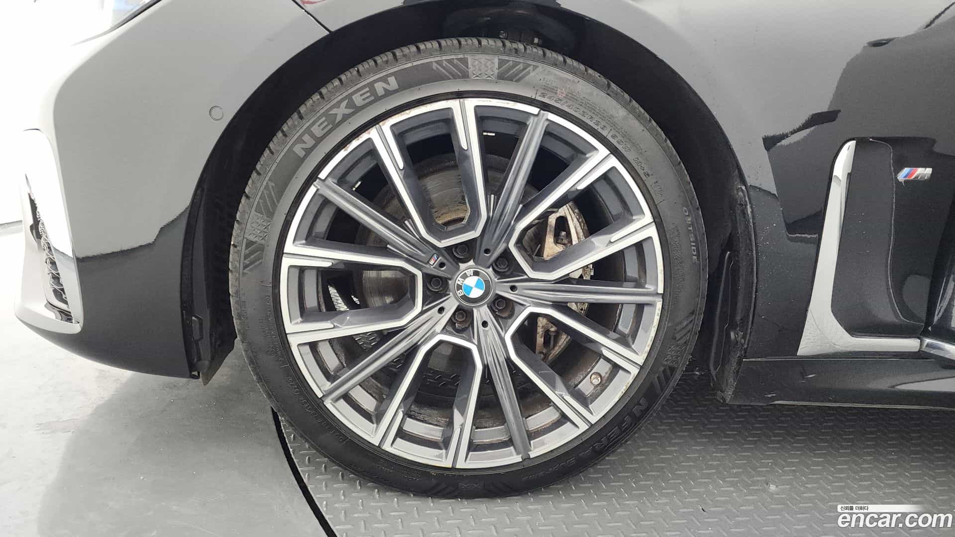 7-Series BMW 2021.10-OUTER-005