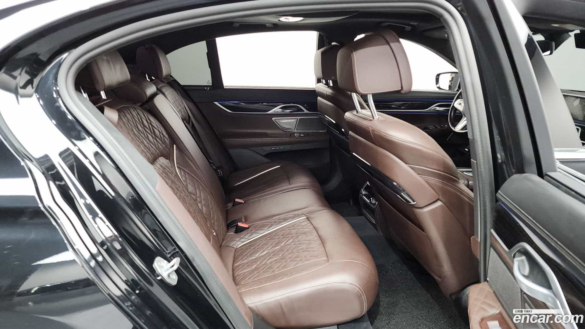 7-Series BMW 2021.10-OPTION-015