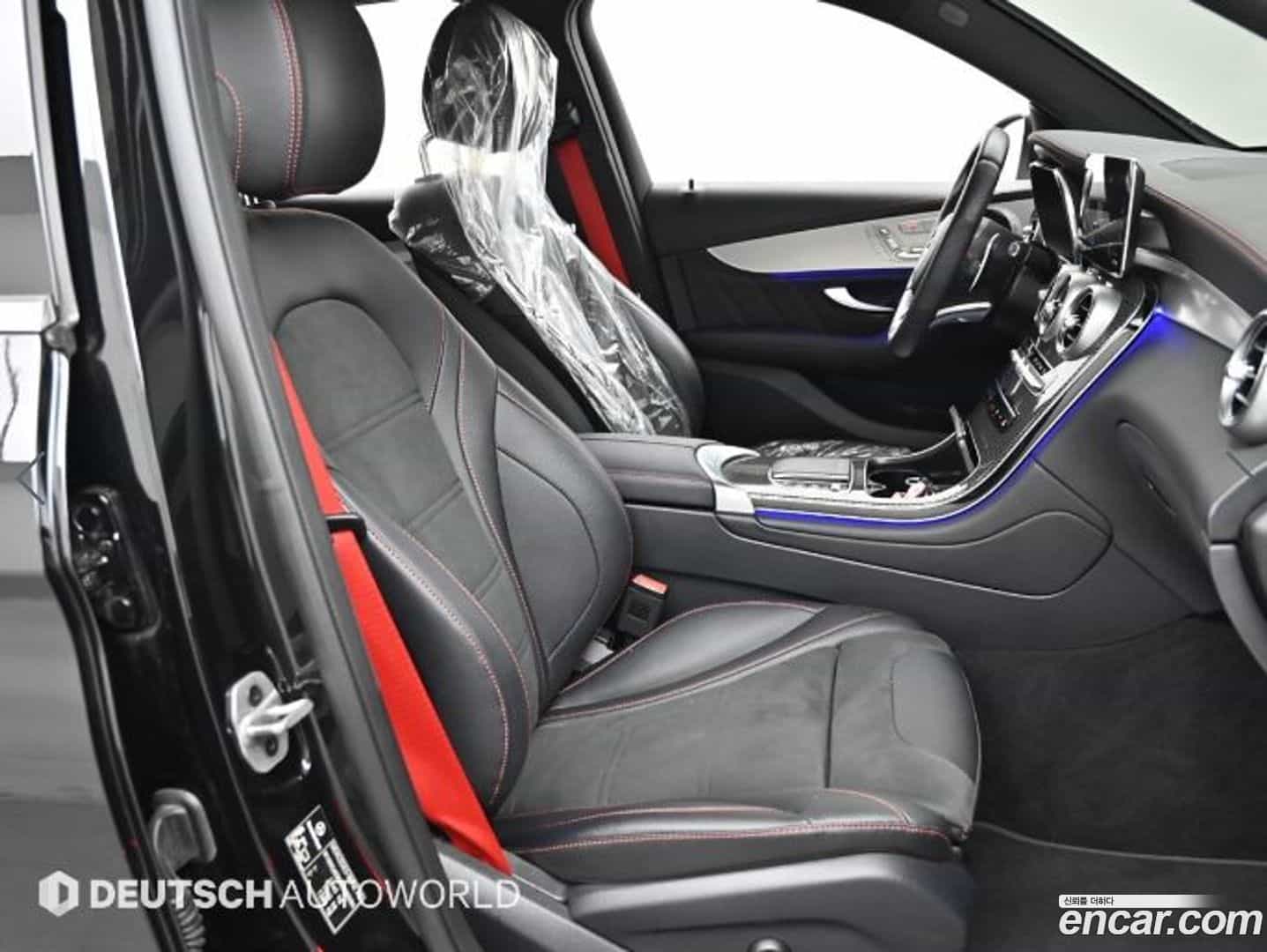 GLC-Class Mercedes-Benz 2022.6-INNER-010