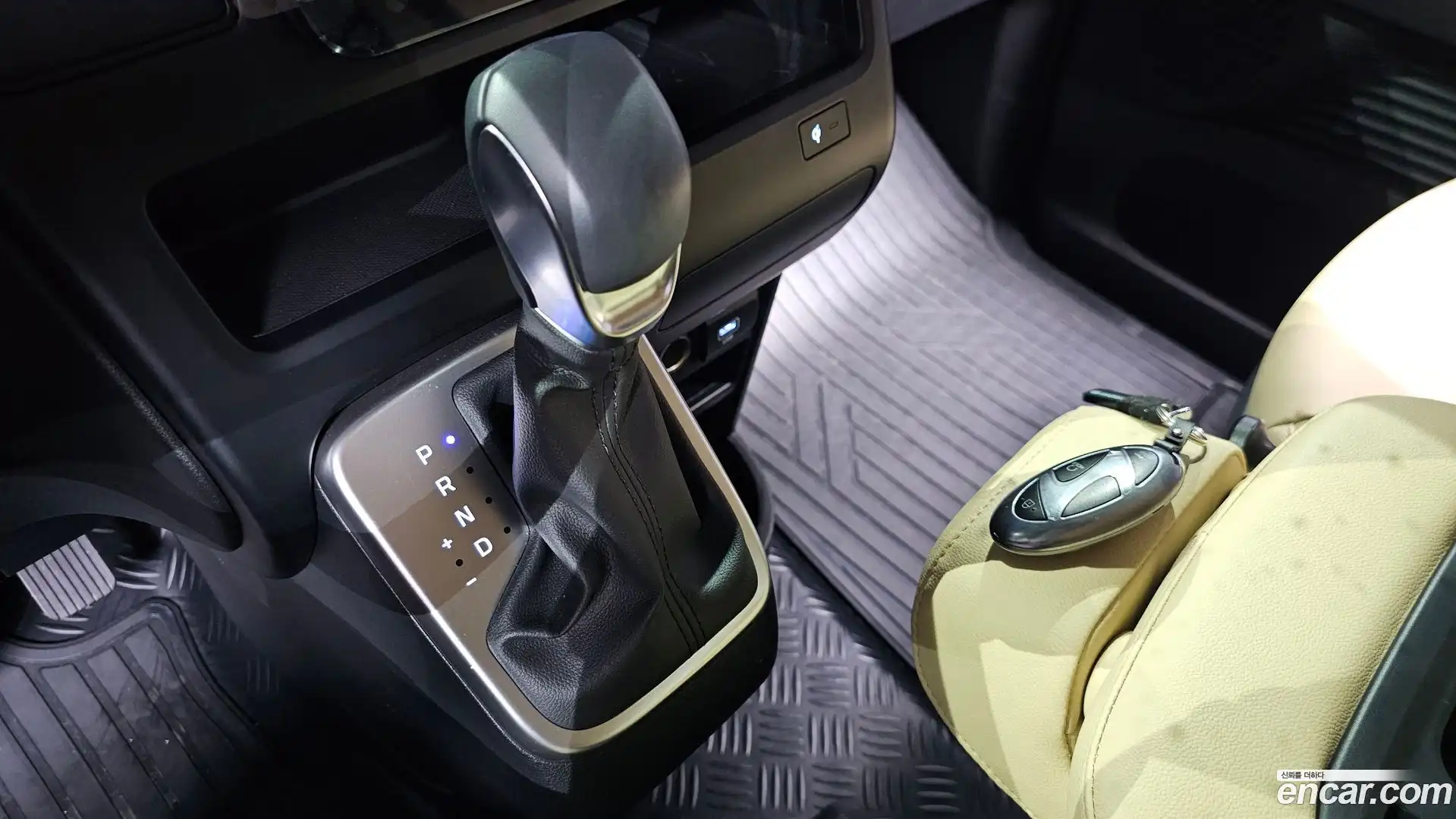 Staria Hyundai 2025.5-INNER-009
