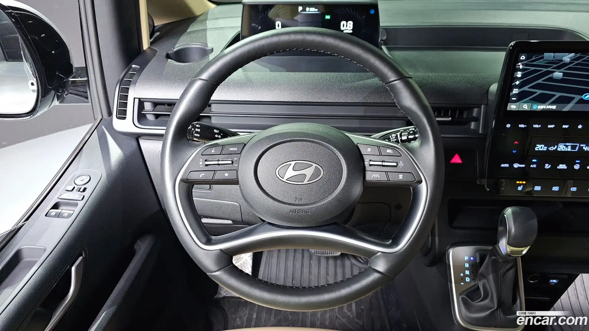 Staria Hyundai 2025.5-OPTION-016