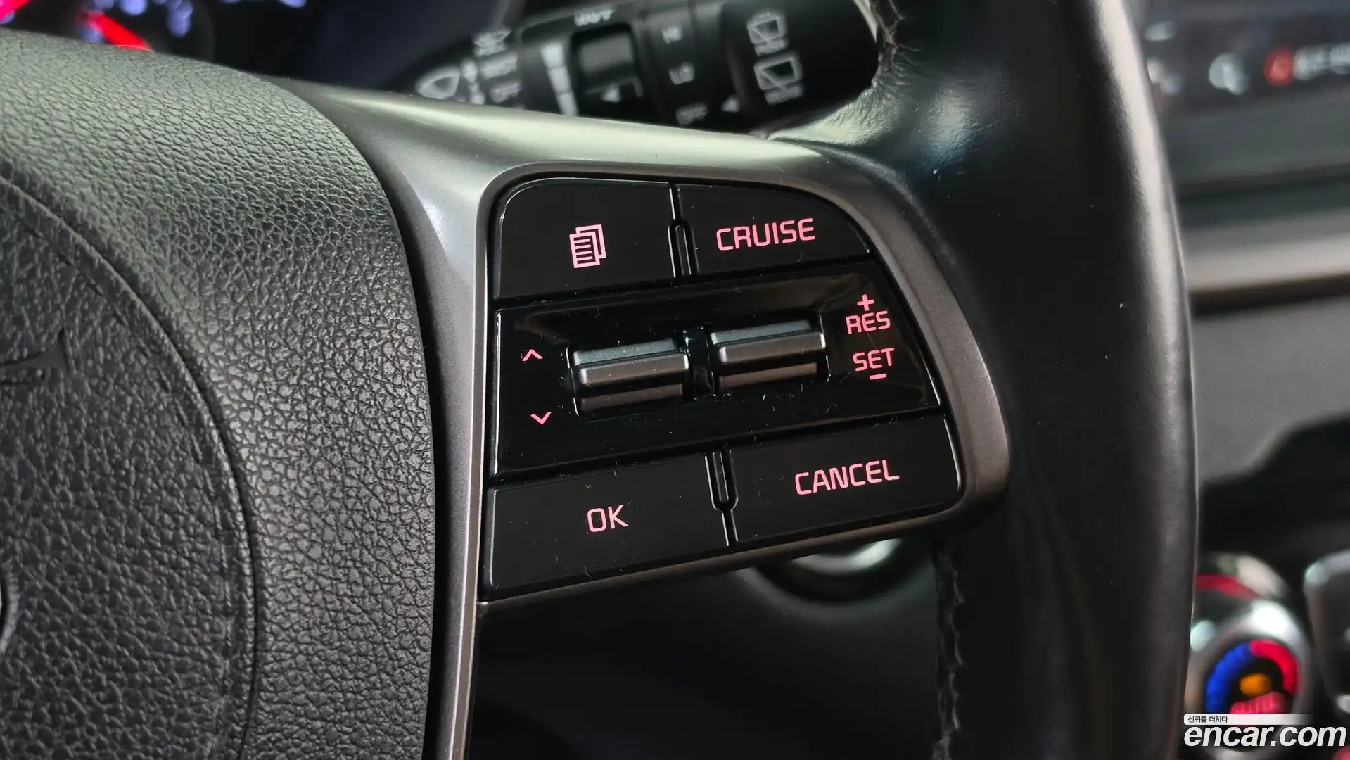 Sorento Kia 2018.3-OPTION-017