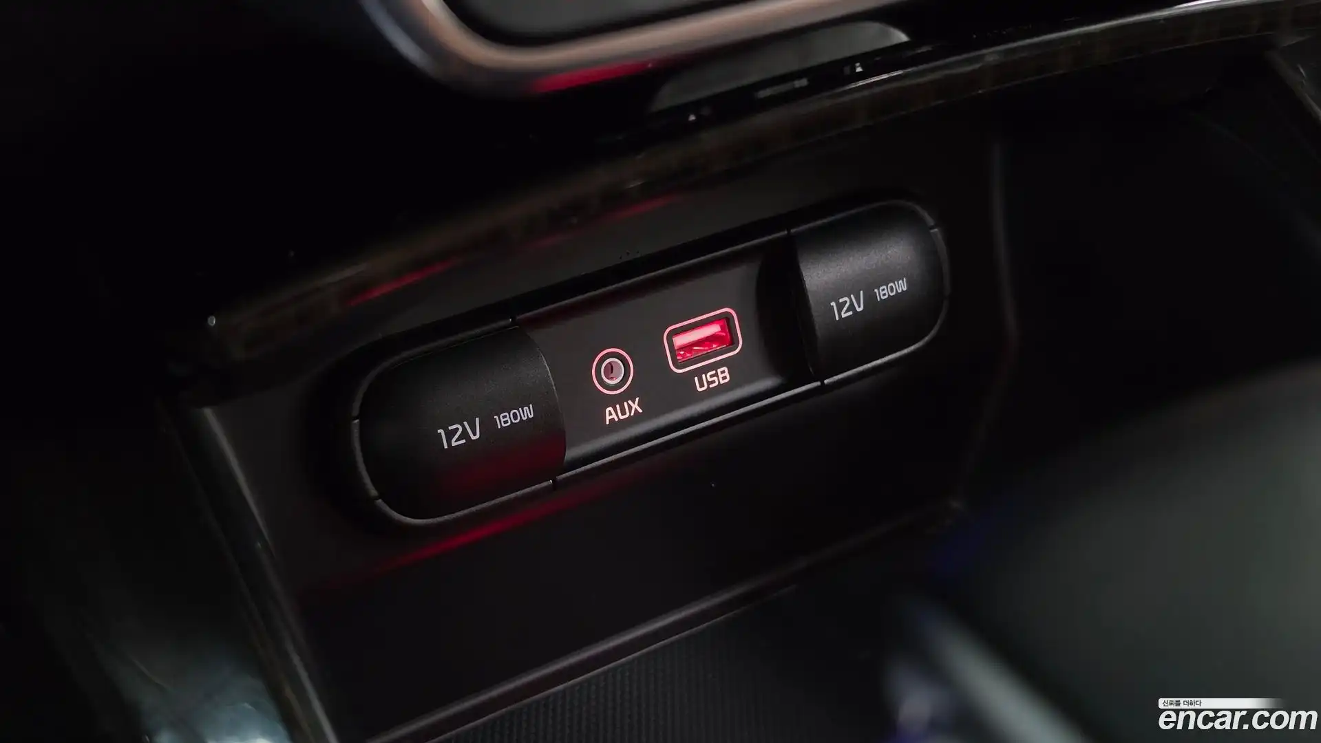 Sorento Kia 2018.3-OPTION-044