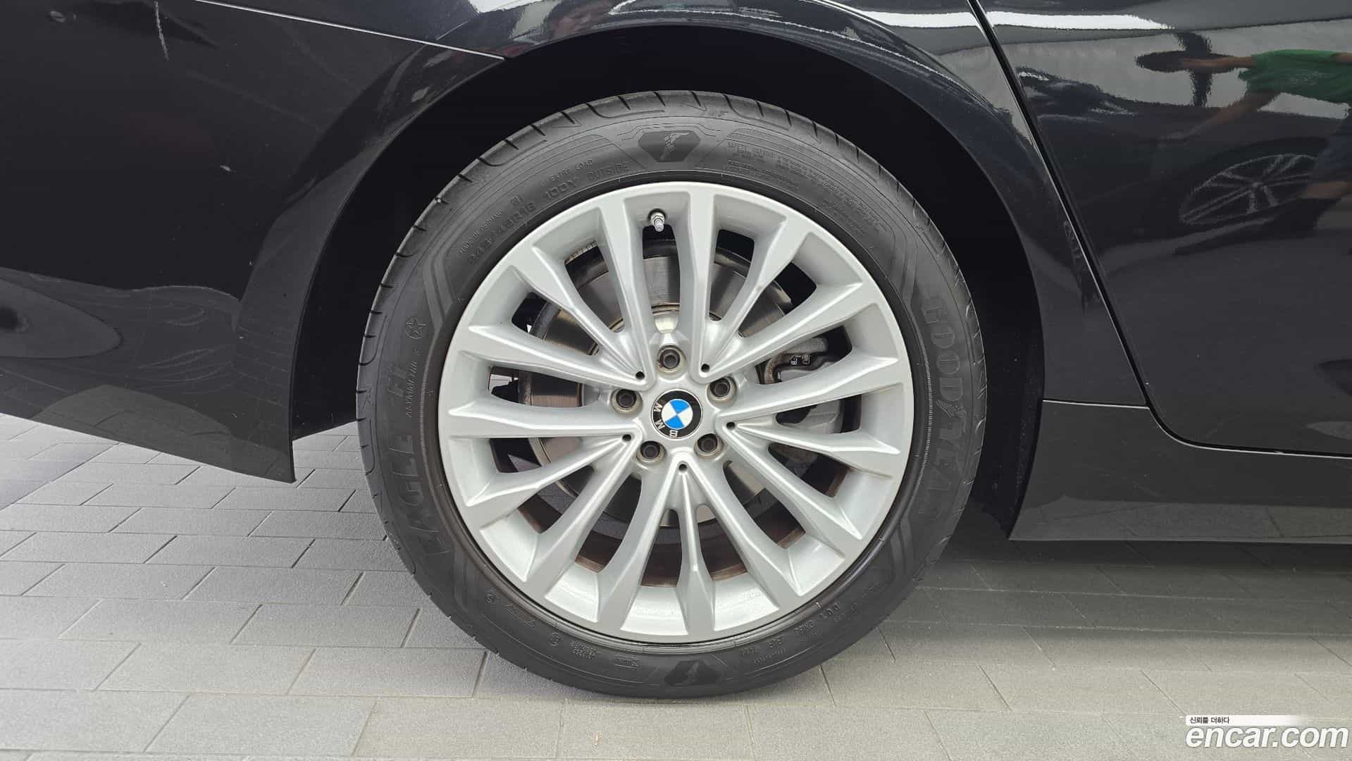 5-Series BMW 2023.6-OUTER-005