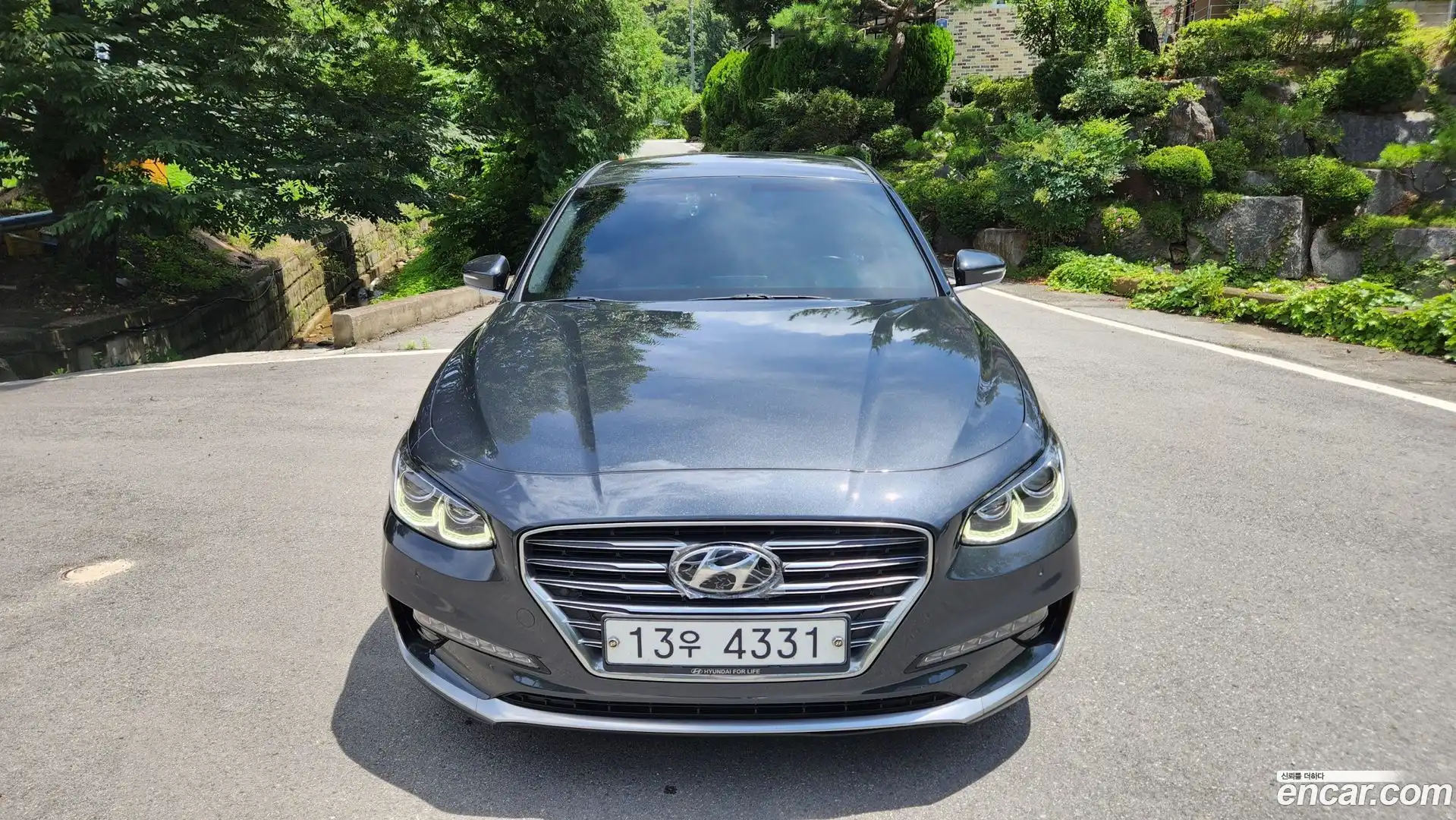 Grandeur Hyundai 2017.3-OUTER-001