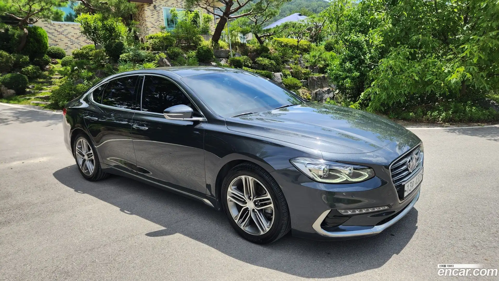 Grandeur Hyundai 2017.3-OUTER-003