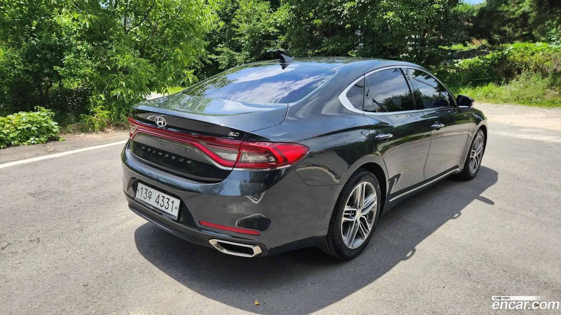 Grandeur Hyundai 2017.3-OUTER-005