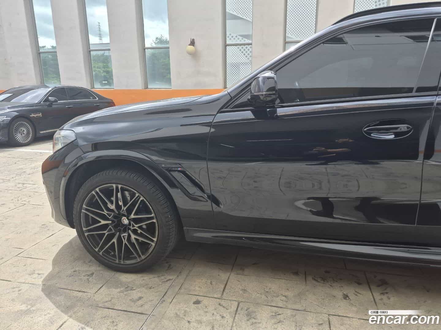 X6M BMW 2023.3-INNER-009