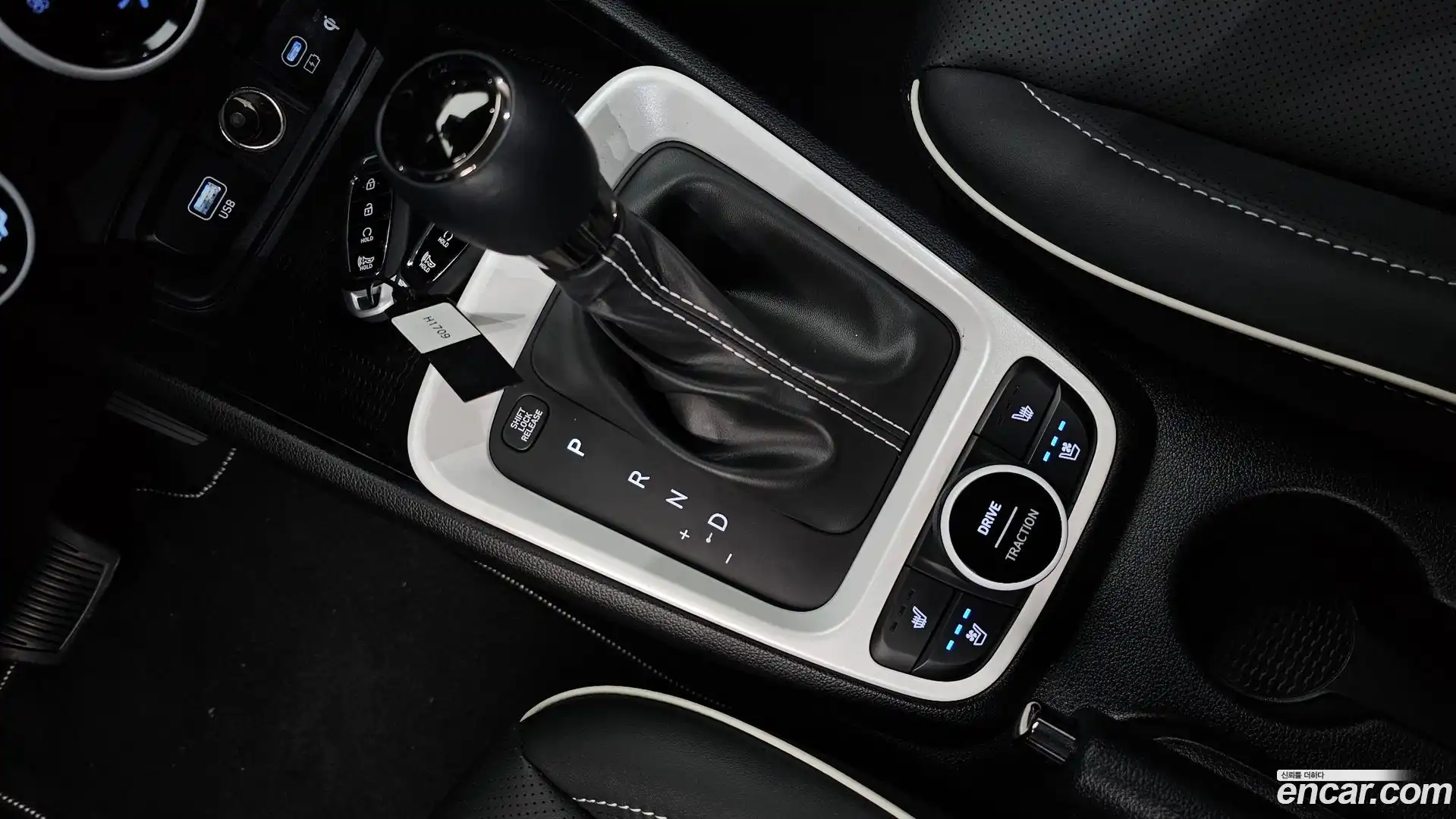 Venue Hyundai 2026.2-INNER-009