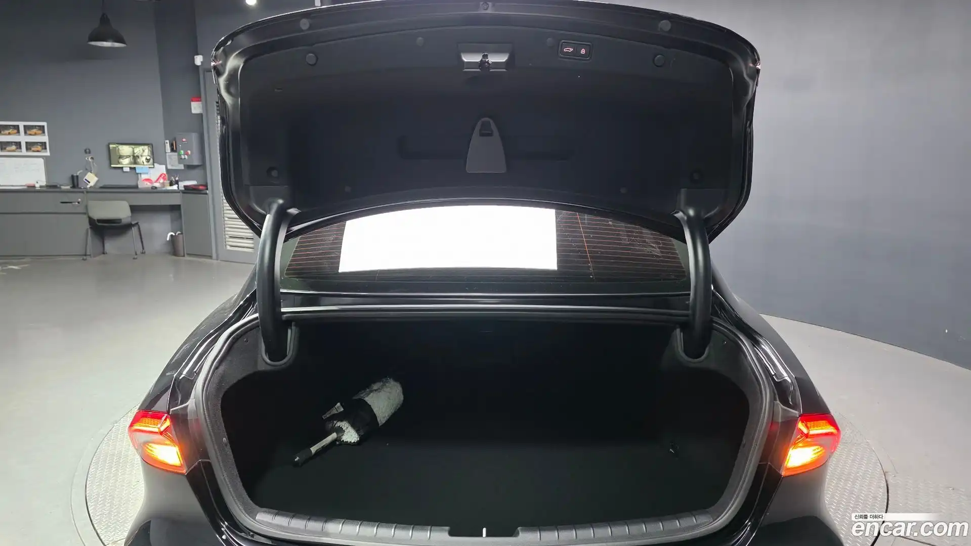Grandeur Hyundai 2022.6-OPTION-024