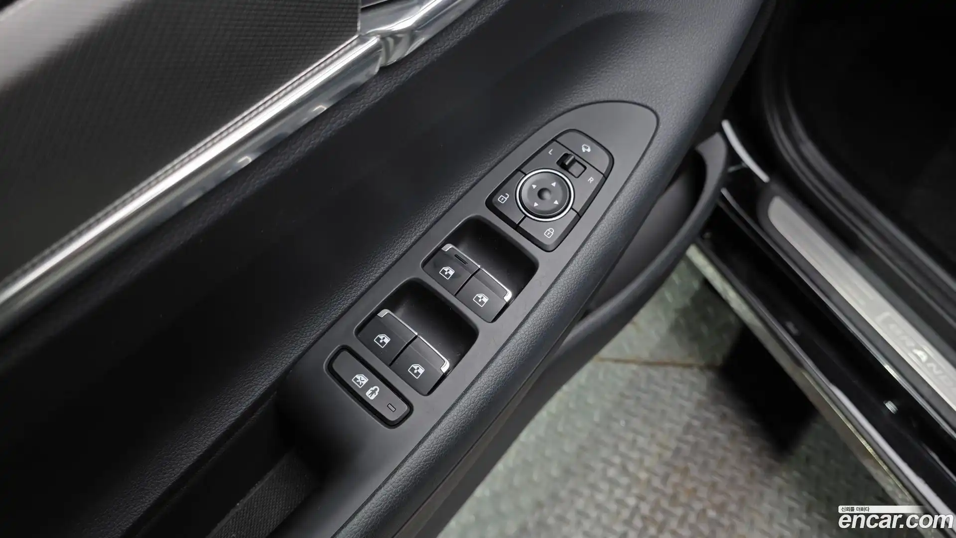 Grandeur Hyundai 2022.6-OPTION-043