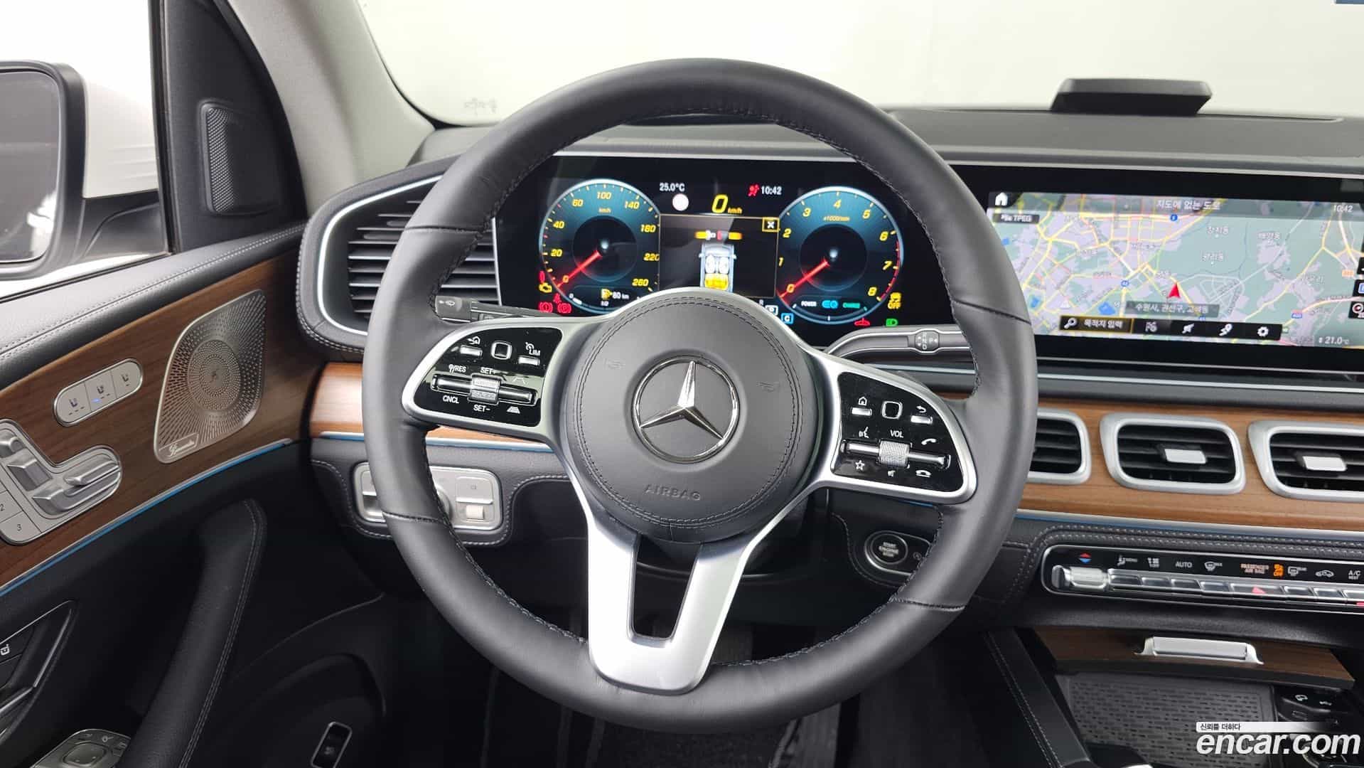 GLE-Class Mercedes-Benz 2021.9-OPTION-017