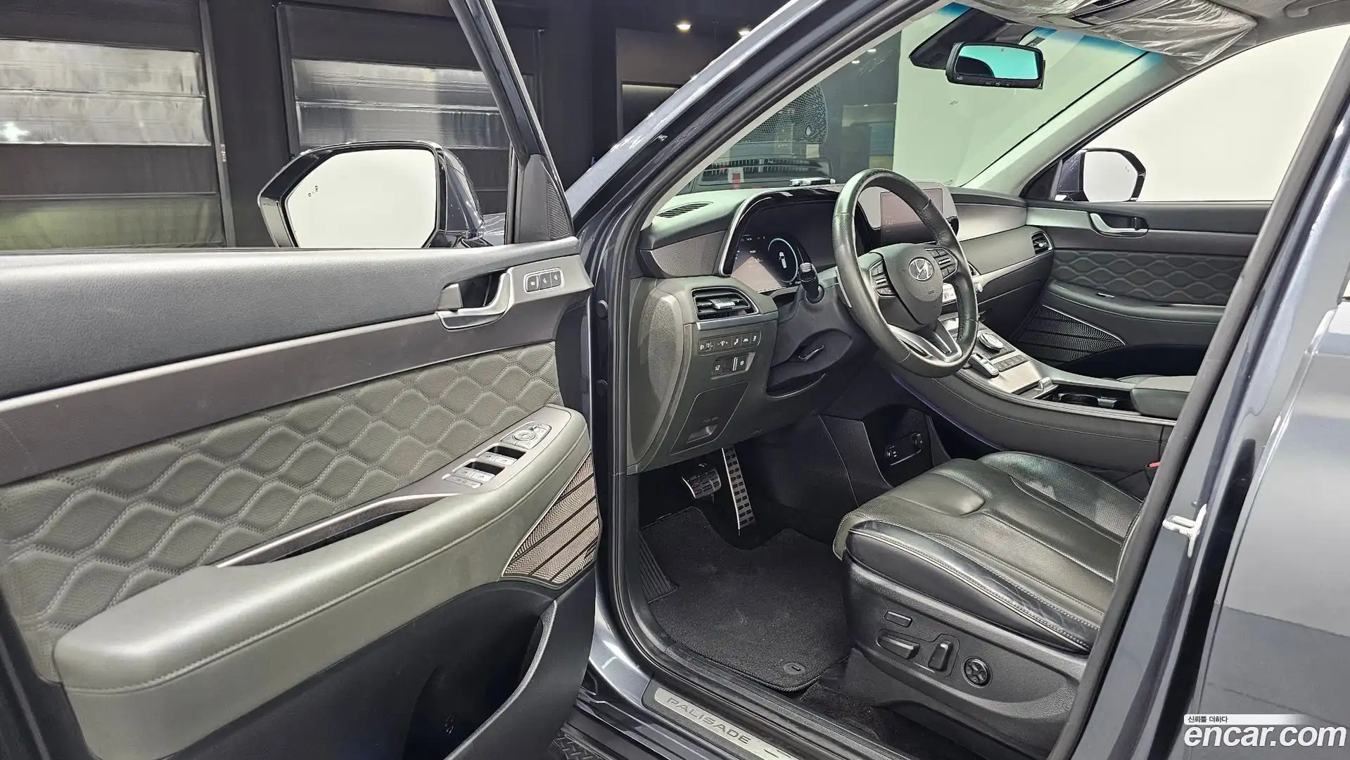 Palisade Hyundai 2022.2-INNER-010