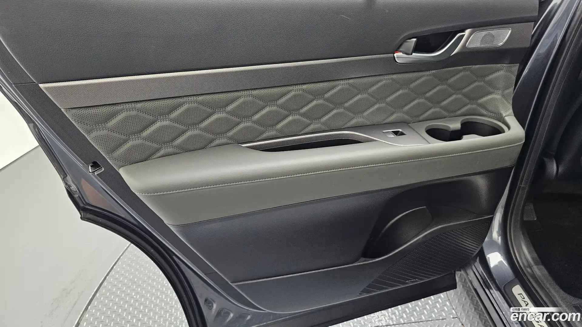 Palisade Hyundai 2022.2-INNER-035