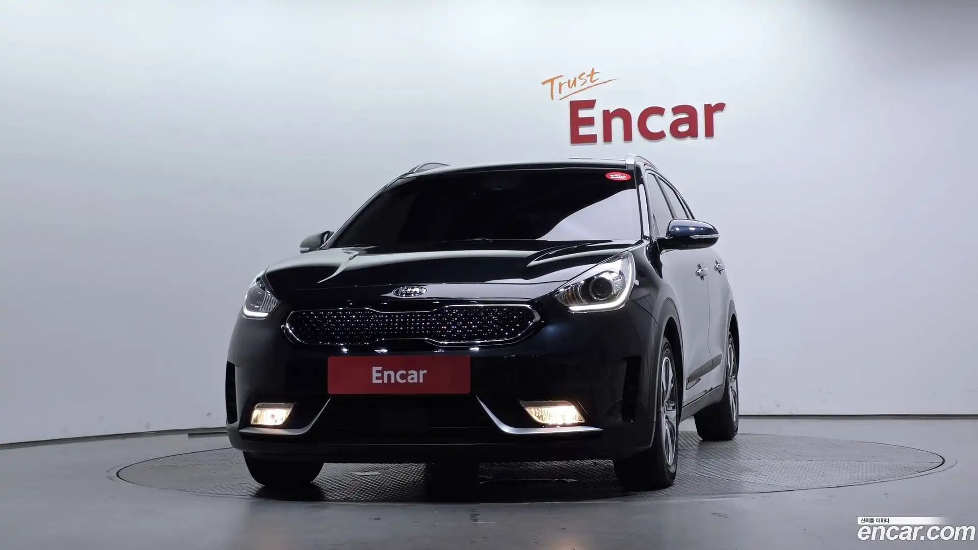 Niro Kia 2016.3-OUTER-003